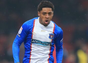 Winger Harris Joins Salford City