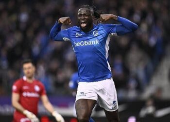 Wolves seal £24m agreement to sign striker Arokodare