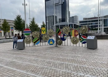 Birmingham 2022 Commonwealth Games: Flag of Nations badge exchange in Centenary Square